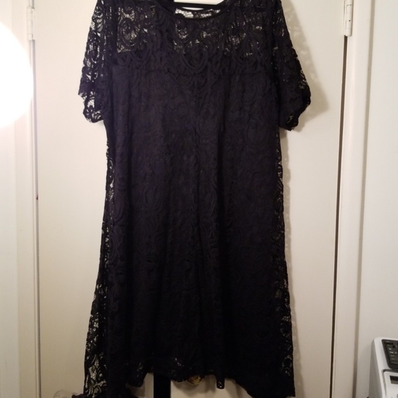 black dress size 26